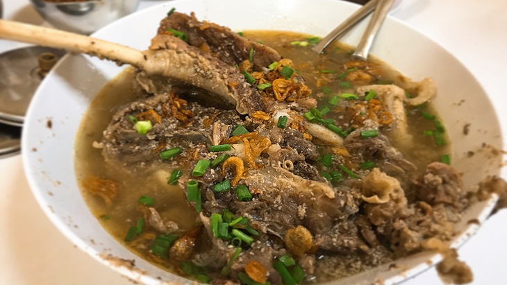 Sup Konro Olahan Daging Favorit dari Sulawesi Selatan