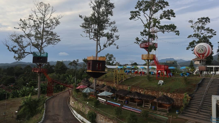 Kamu bisa bemalam di sana (Sumber: Instagram/avicennaarrayan)