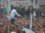  Kampanye Terbuka 2019: Jokowi Hujan-hujanan, Prabowo Dikabarkan Sakit