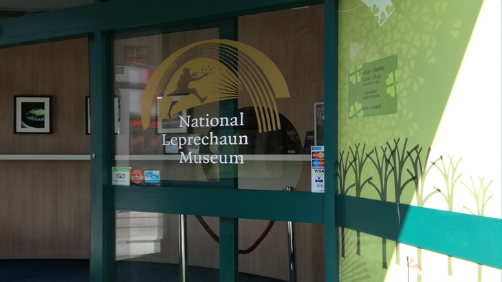 Ingin Melihat Mahluk Ikonik Irlandia, Kamu Wajib Mampir ke Museum Leprechaun Nasional 