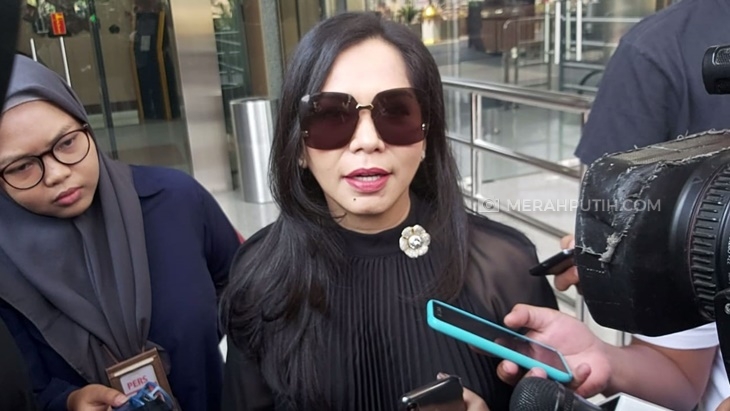 Pedangdut Iis Sugianto Terseret Kasus Cuci Uang Konglomerat Bos MRA