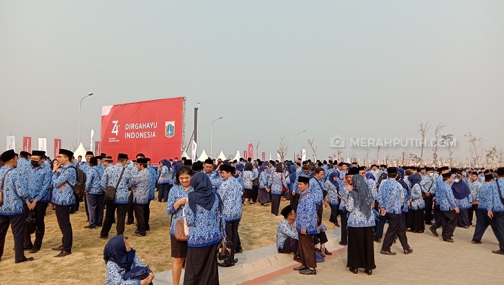Kelakuan ASN Pemprov DKI saat Upacara 17 Agustus, Asyik Ngobrol dan tak Hormati Lagu Kebangsaan