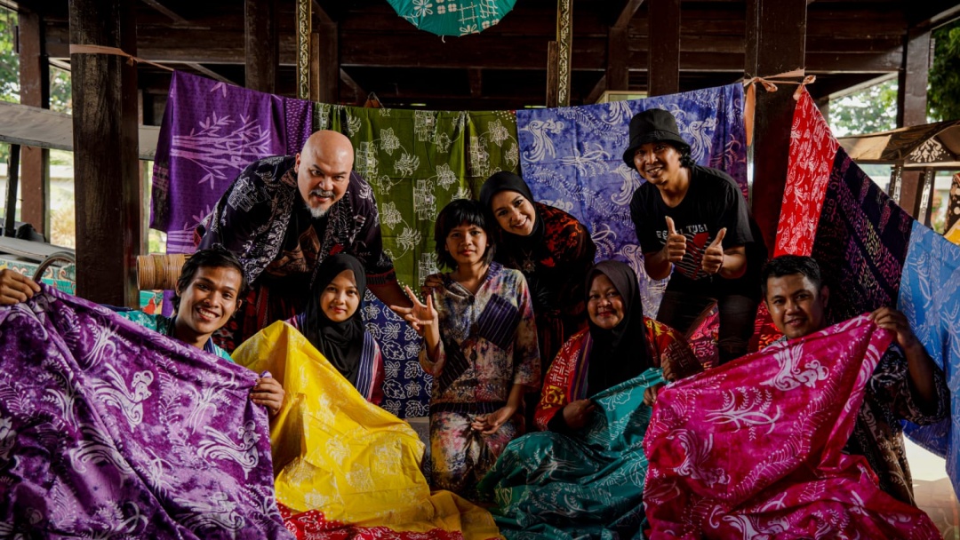 Ombags dan TRAH Lepas Single Nasionalis 'Nusantara'