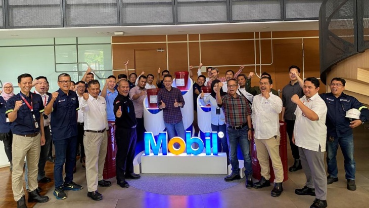 PT EMLI Ajak PERTAABI Sambangi Pabrik Mobil Lubricants Cilegon