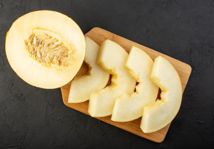 Takjil Sehat Petik Melon Segar, Mau Pilih Kulit Putih atau Kuning Ada Semua