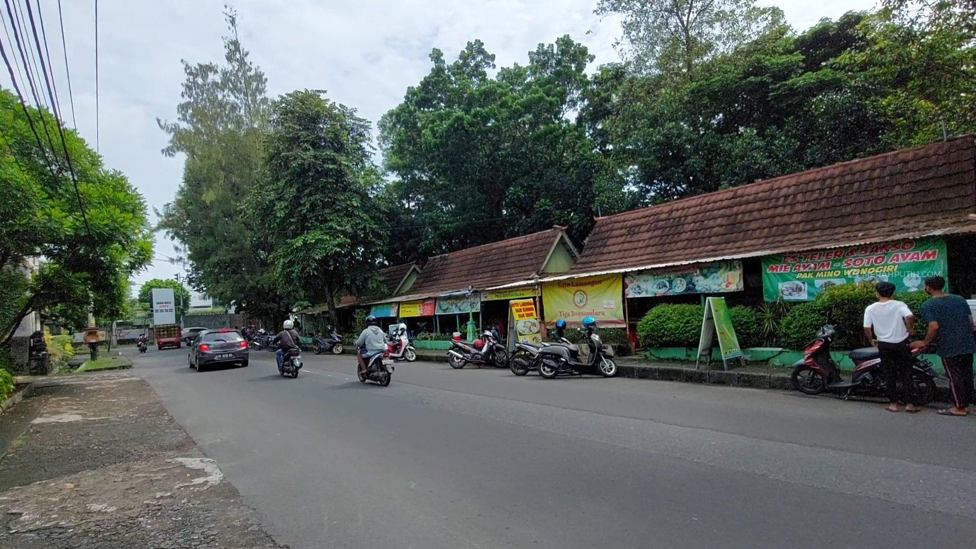 PKL di Manahan Tolak Direlokasi