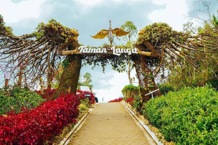 Wajib Dikunjungi, 9 Destinasi Wisata Alam Terbaik di Malang