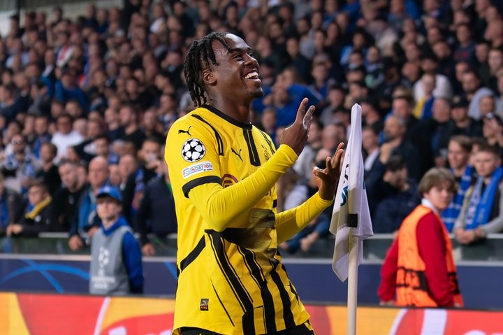 3 Pemain Depan Akan Dilepas, Manchester United Bidik Striker Dortmund Jamie Gittens