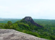 Mengintip Batu Baginde, Batu Granit Terbesar di Belitung