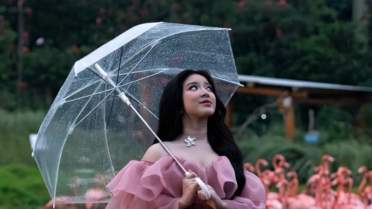 Sapa Penggemar Lewat Album Edelweiss, ini Lirik Lagu 'Cinta Seperti Aku' dari Tiara Andini