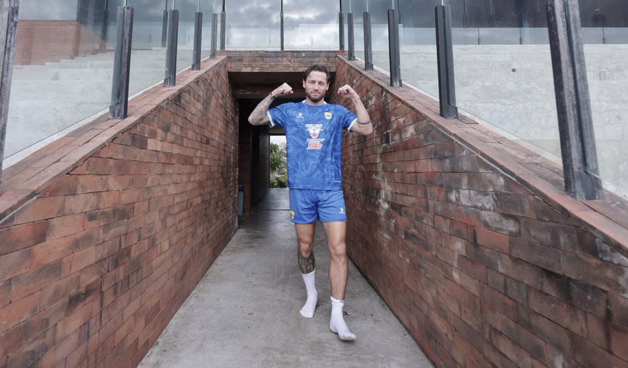Kondisi Oke, Marc Klok Langsung Lahap Seluruh Menu Latihan Persib di Bali