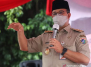 Anies Hentikan Aktivitas Warung Makan hingga Mal di Zona Merah dan Oranye