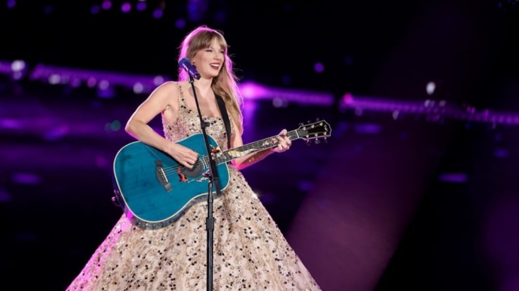 ‘The Eras Tour’ Taylor Swift Pecahkan Rekor sebagai Tur Musik Terlaris Sepanjang Masa