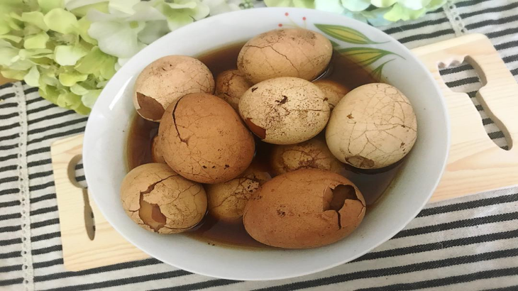 Telur Teh. (Instagram/@indrawatihonggo)