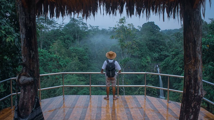 Indahnya Air Terjun Segenter, Surga di Dalam Hutan Nuraksa