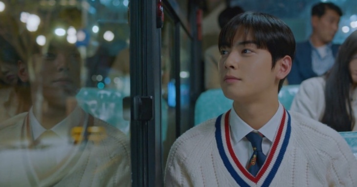 Su-ho mulai memperlihatkan perhatiannya kepada Jukyung pada episode 5. (Foto Soompi)