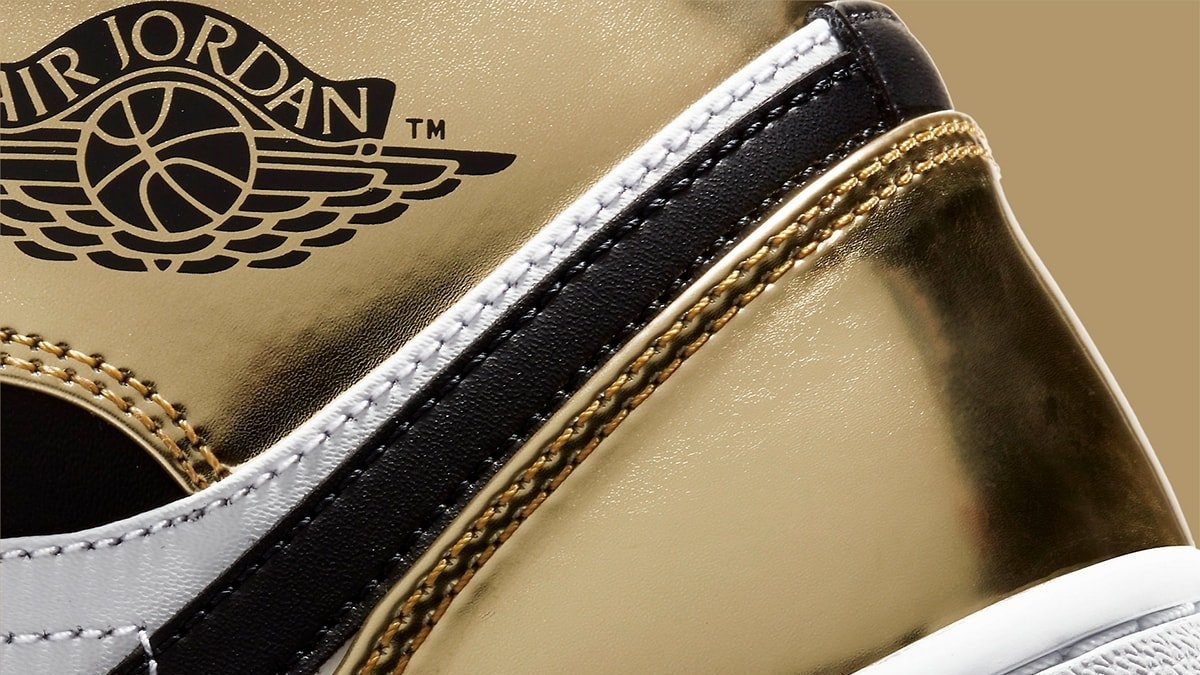 Yuk Intip Penampilan Air Jordan 1 Mid SE Metallic Gold yang Super Mewah