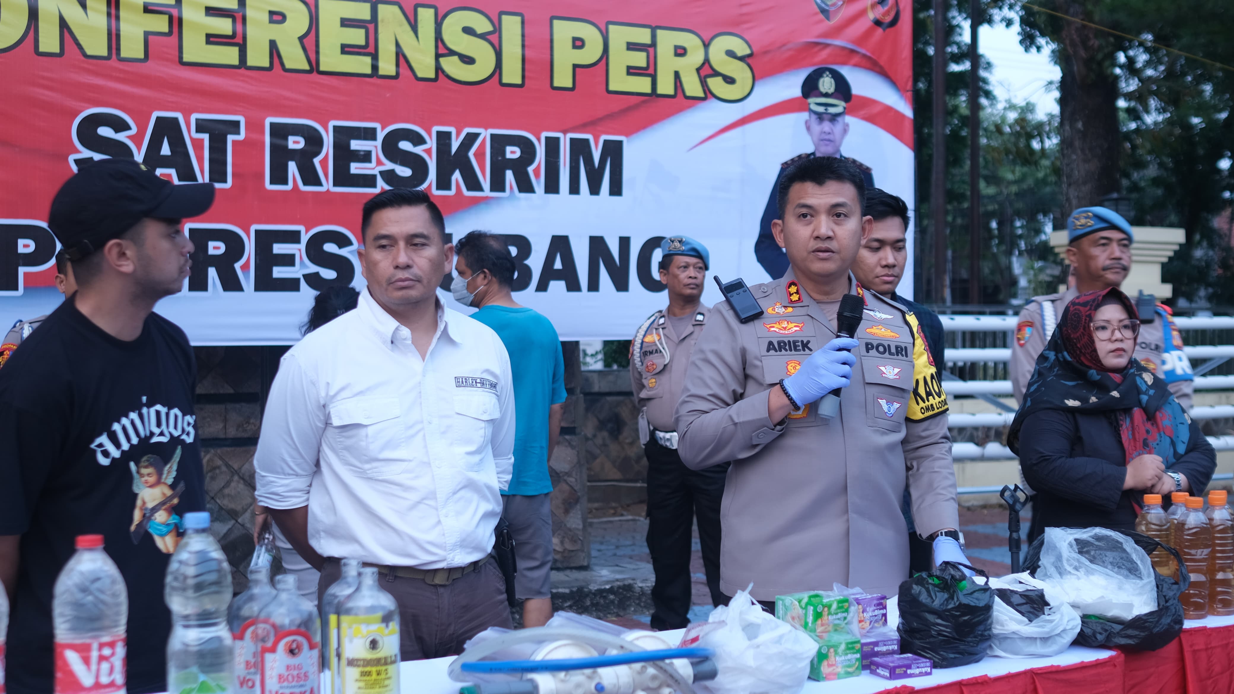 13 Warga Subang Tewas Akibat Pesta Miras Oplosan