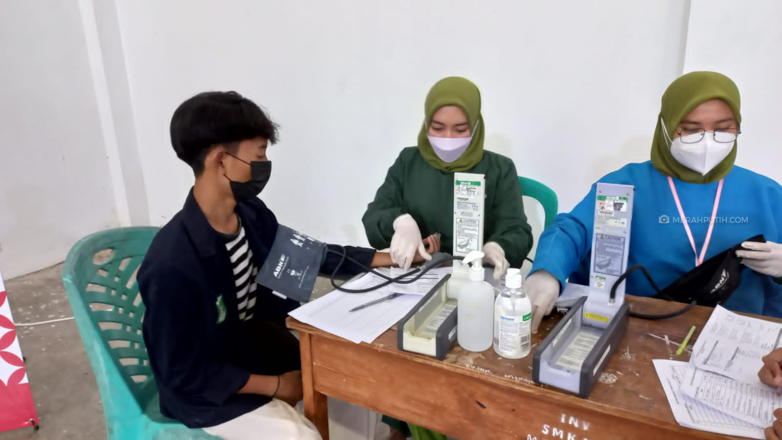 Ribuan Santri Ponpes Buntet Ikuti Vaksinasi Tahap Kedua