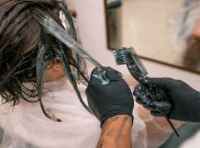 Cara Merawat Rambut Setelah Bleaching