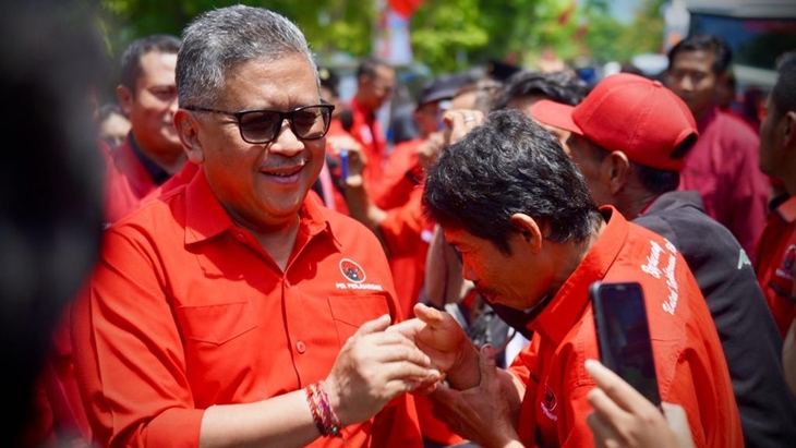 Prabowo Tarik Jaket Bahlil, PDIP: Jokowi Tak Pernah Kasar