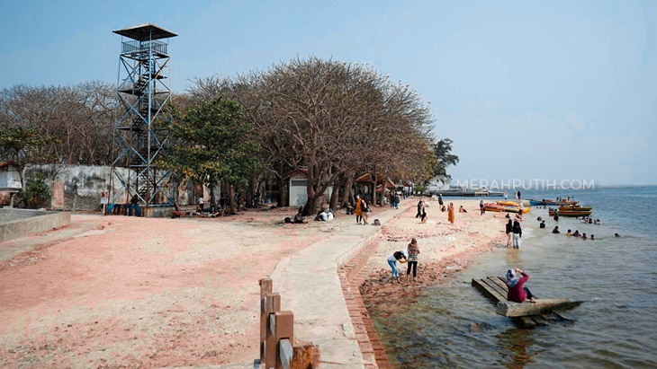 5 Spot Instagramable di Pulau Cipir