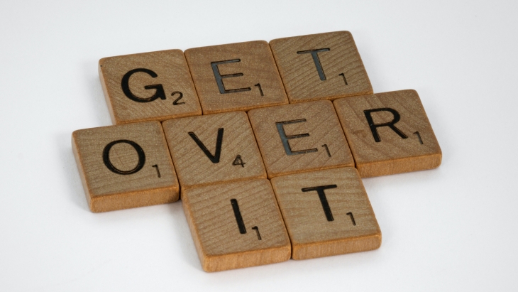 5 Strategi untuk Rela Melepaskan dan Move On