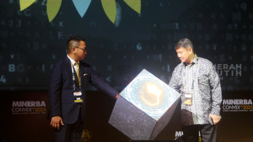 Arsari Tambang Luncuran Envirotin Timah Ramah Lingkungan dalam Ajang Minerba Convex 2025 