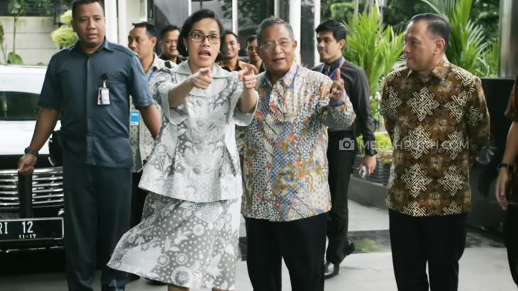 Menkeu Sri Mulyani bersama Menko Perekonomian Darmin Nasution
