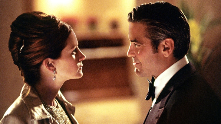 George Clooney beri Julia Roberts USD20 Agar Muncul di ‘Ocean’s Eleven’