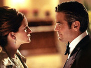 George Clooney beri Julia Roberts USD20 Agar Muncul di ‘Ocean’s Eleven’