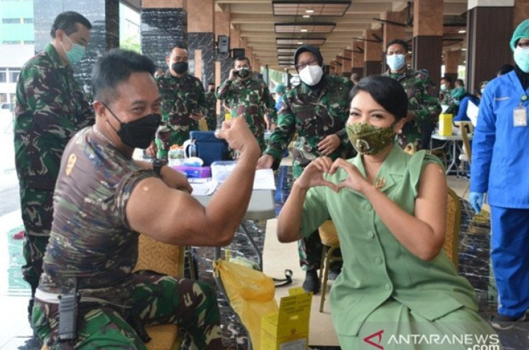 Seluruh Prajurit TNI AD Selesai Divaksin COVID-19 pada April