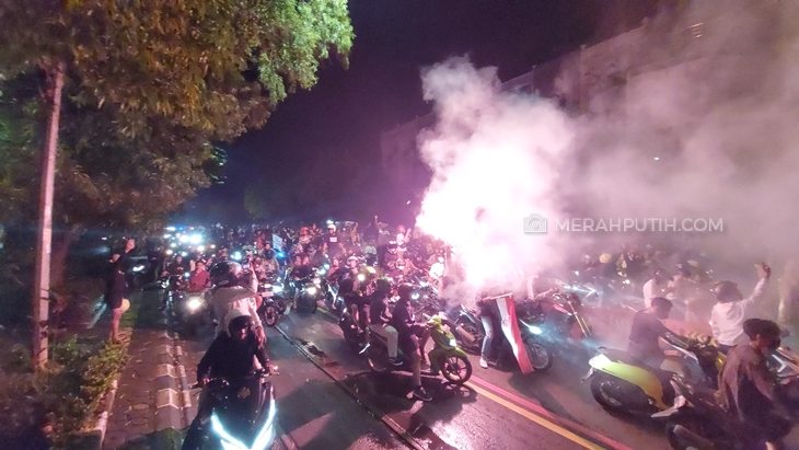 Persis Promosi Liga 1 Setelah 14 Tahun Menanti, Ribuan Suporter Langsung Konvoi