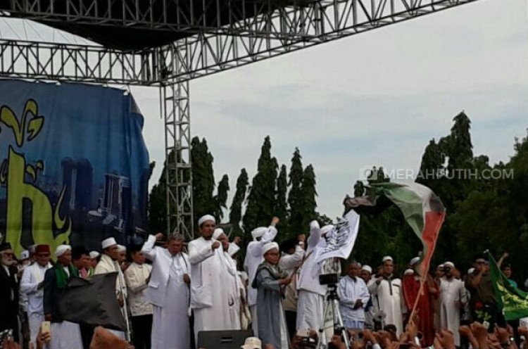 Mantu Habib Rizieq: Umat Islam takkan Mundur Bela Agama Allah