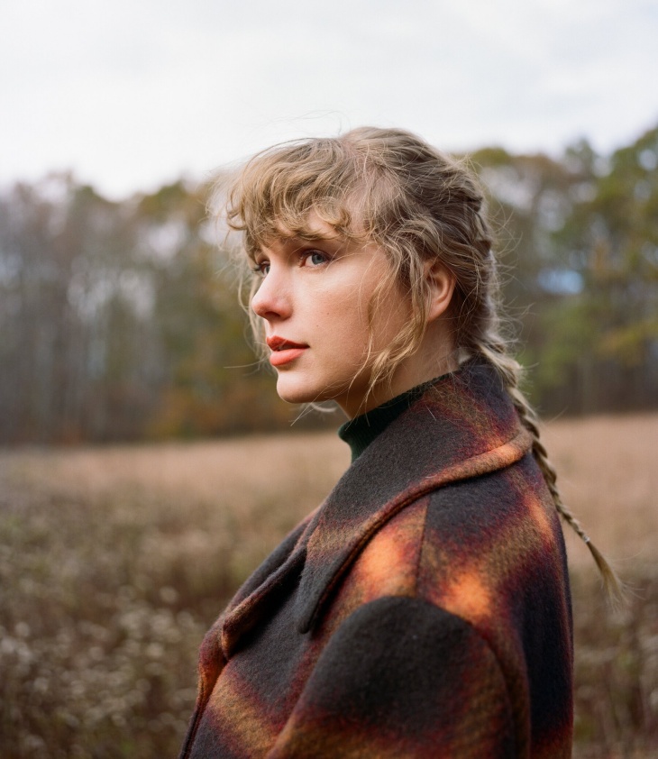 Taylor Swift Cetak Rekor Album Terlaris lewat ‘Folklore’ dan ‘Evermore’