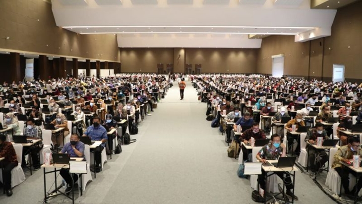 Tes tertulis serta penulisan makalah calon anggota KPU dan Bawaslu yang berlangsung di Jakarta International Expo, Jakarta, Rabu. (ANTARA/HO-Timsel calon anggota KPU Bawaslu)