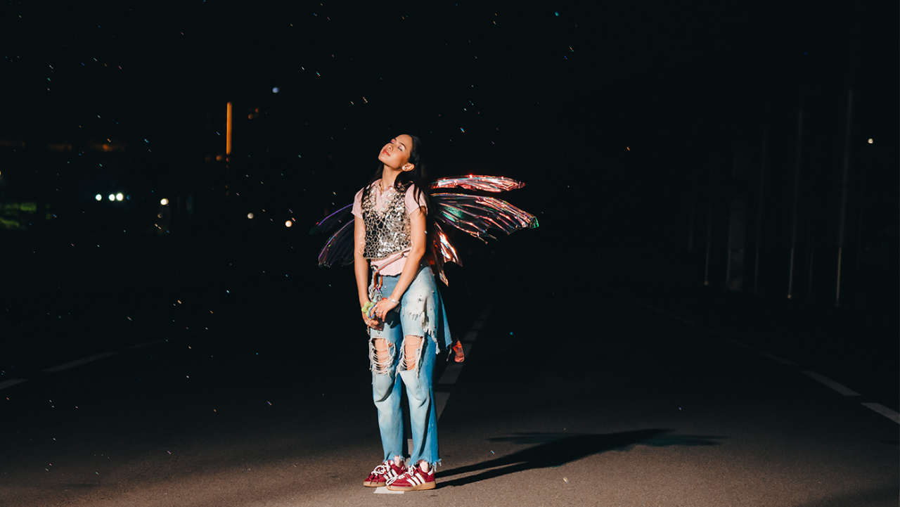 Maudy Ayunda Berikan Pesan Sarat Makna dalam Single 'Bulan, Bawa Aku Pulang', Simak Lirik Lengkapnya