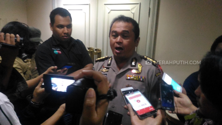 Kabid Humas Polda Jatim Frans Barung Mangera