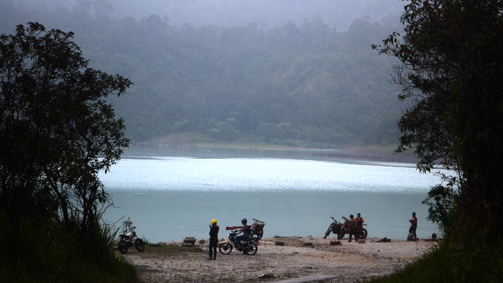 Talaga Bodas, Destinasi Wisata Paling Alami di Garut