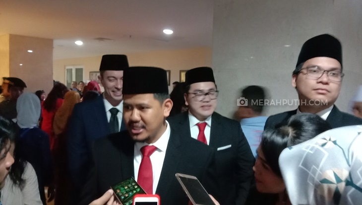 Mulai Besok Pin Emas Dikirim Bergilir ke Anggota DPRD DKI, Kecuali Fraksi PSI