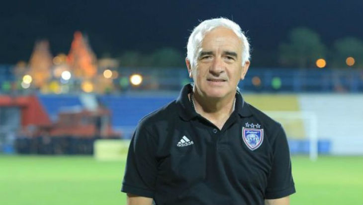 Pelatih Anyar Persib Siapkan Tiga Pemain Asing