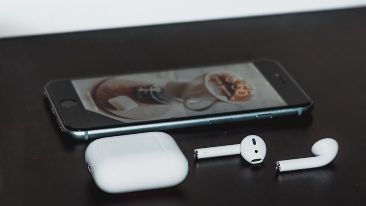 Gucci Dandani Airpods Jadi Tampil Mewah