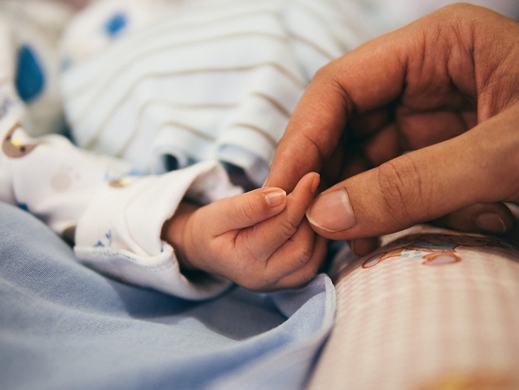  Memberika sentuhan terentu bisa membuat bayi mengantuk. (Foto: Pixabay/Pexels)