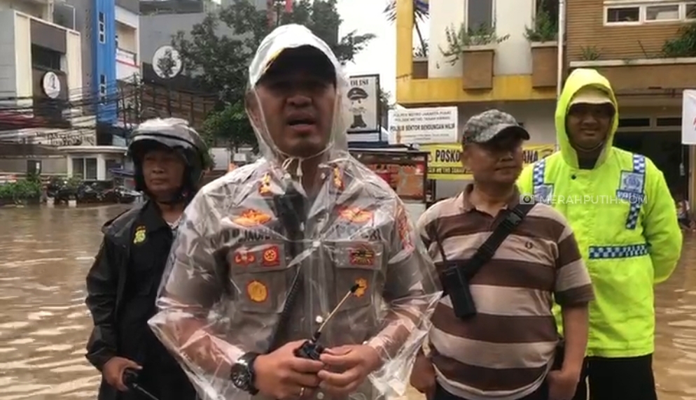 Polisi Fokus Pengamanan Banjir di Benhil, Ada Apa di Sana?
