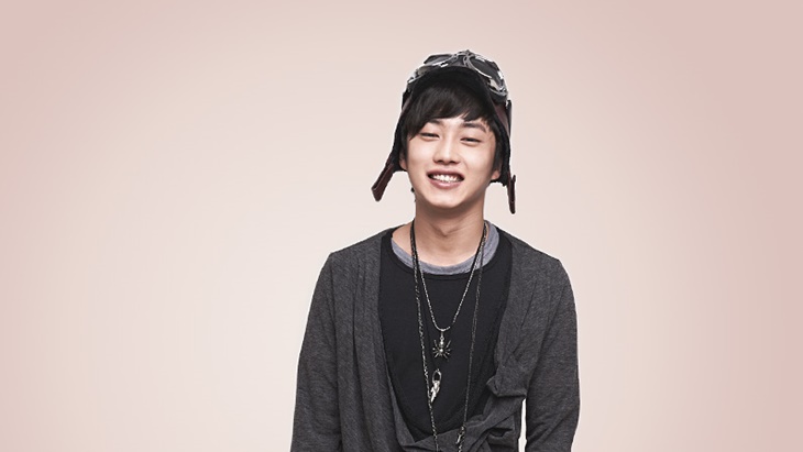 Kim Min-suk Tak Lanjutkan Kontrak dengan Woollim Entertainment