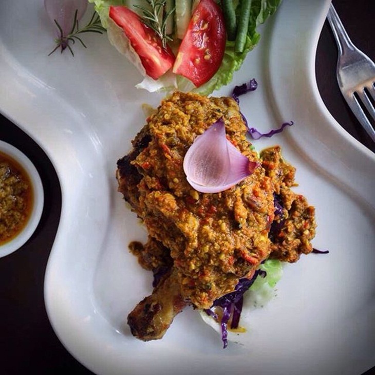 Natinombur. (Foto: instagram.com/grandmercuremedan)