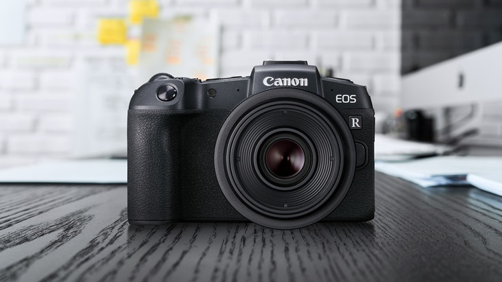 Kamera Mirrorless Full-Frame ini Dapat Menghasilkan Gambar Super Tajam