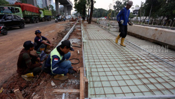 Revitalisasi Trotoar Jalan HR Rasuna Said Sepanjang 3,8 Km, Kuningan Makin Ramah Pejalan Kaki