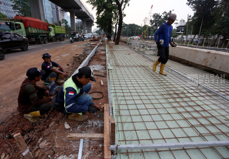 Revitalisasi Trotoar Jalan HR Rasuna Said Sepanjang 3,8 Km, Kuningan Makin Ramah Pejalan Kaki