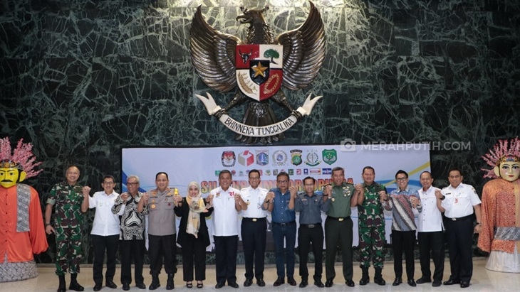 Pemilu Berjalan Aman dan Lancar, Anies Apresiasi TNI dan Polri